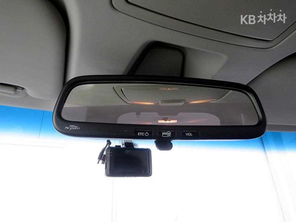 2012 - kia ray