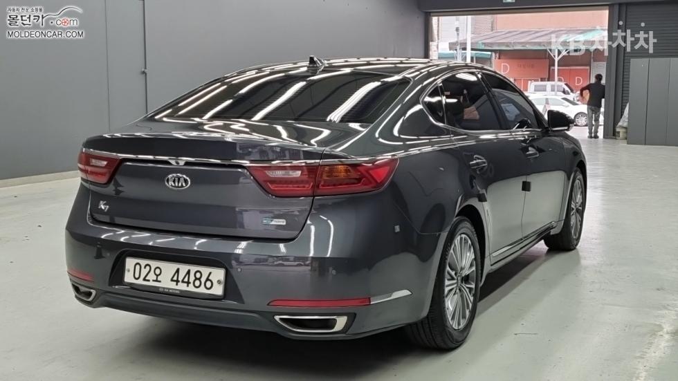 2019 - kia k7