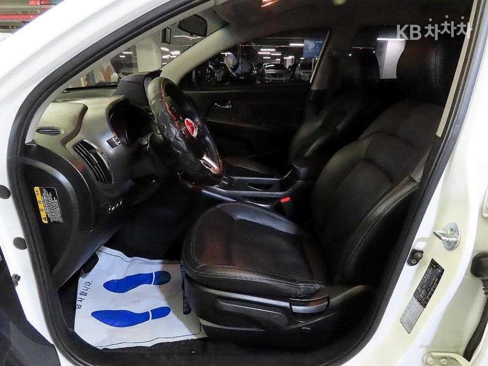 2012 - kia sportage