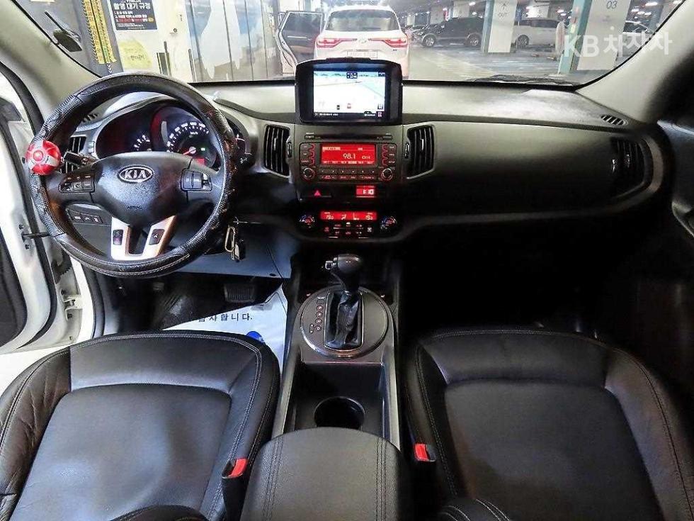 2012 - kia sportage