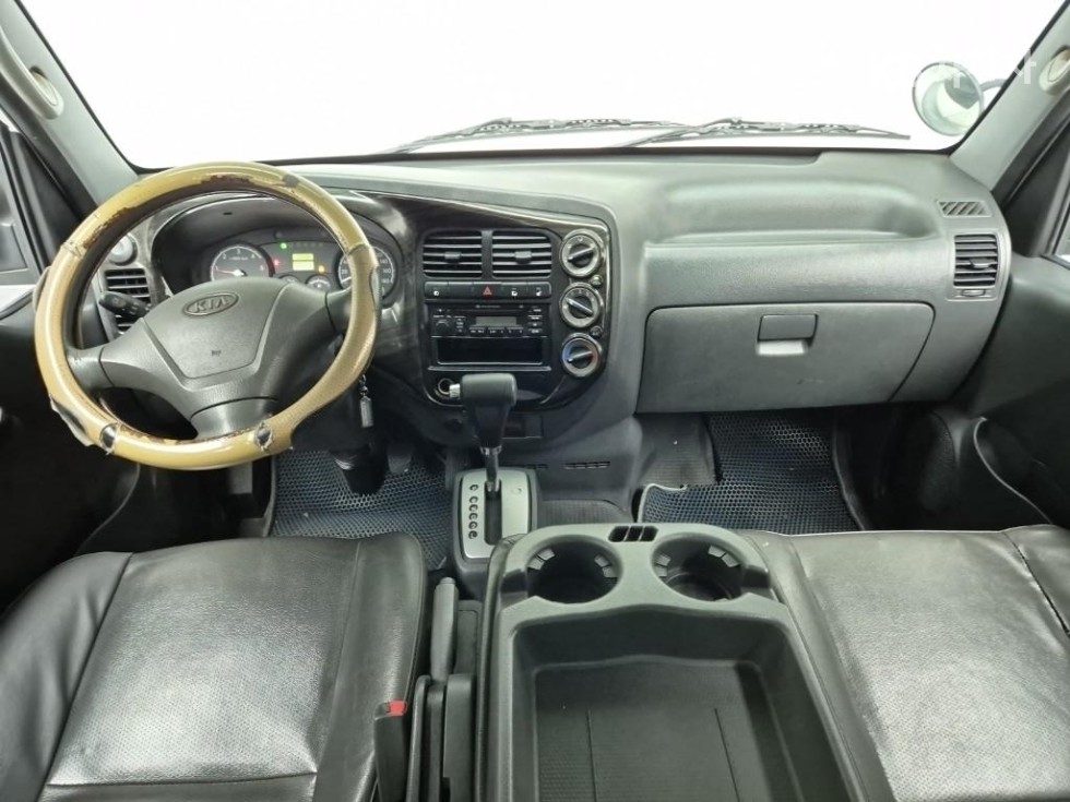 2010 - kia bongo iii