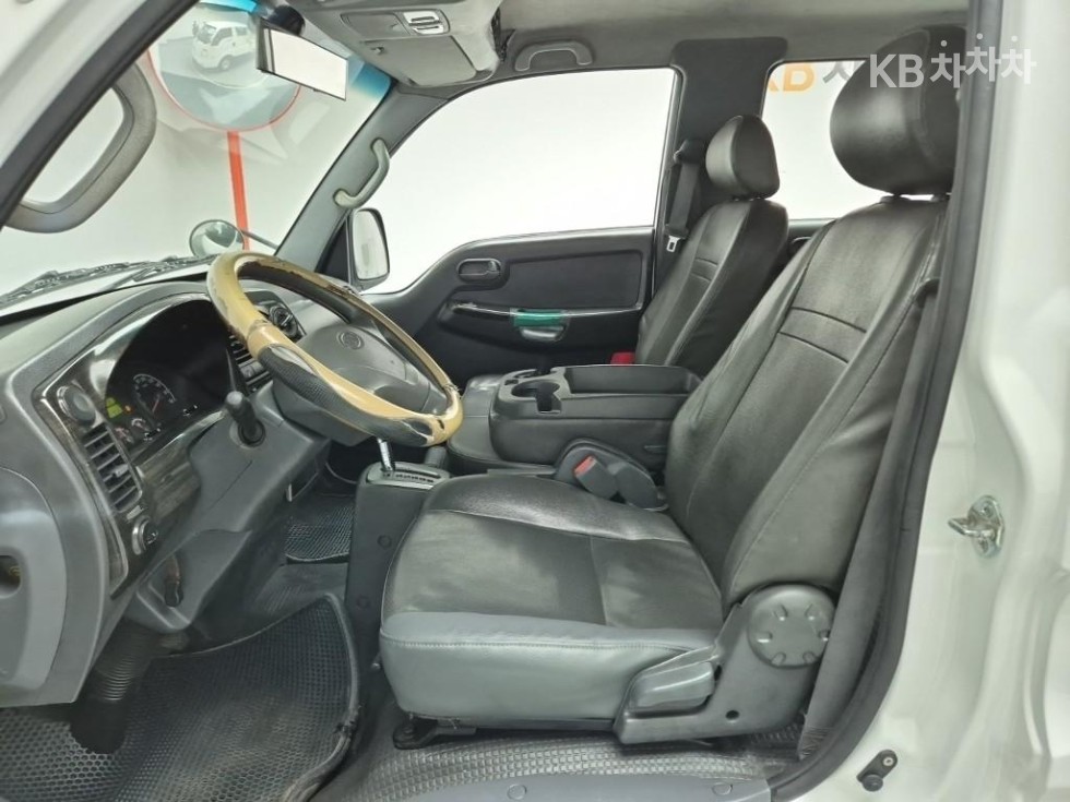 2010 - kia bongo iii