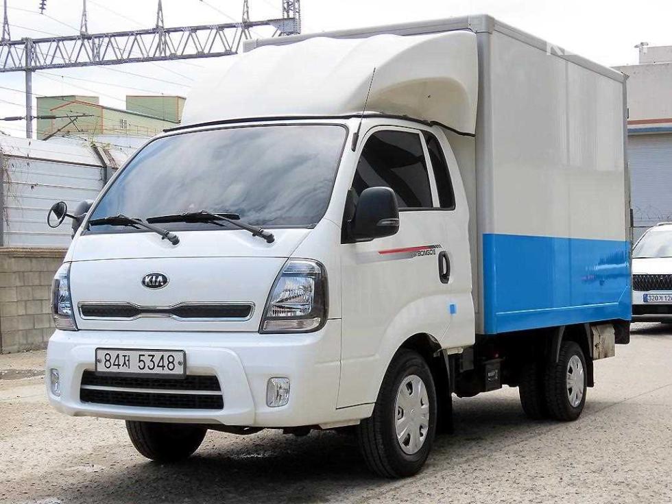 2022 - kia bongo iii
