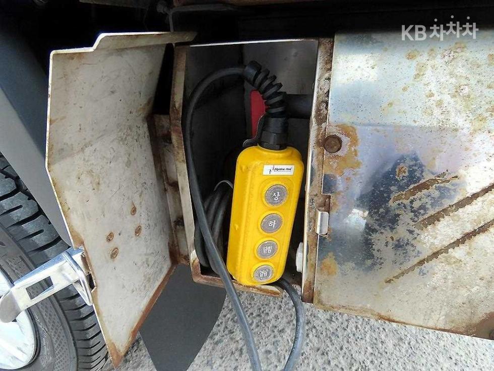 2022 - kia bongo iii