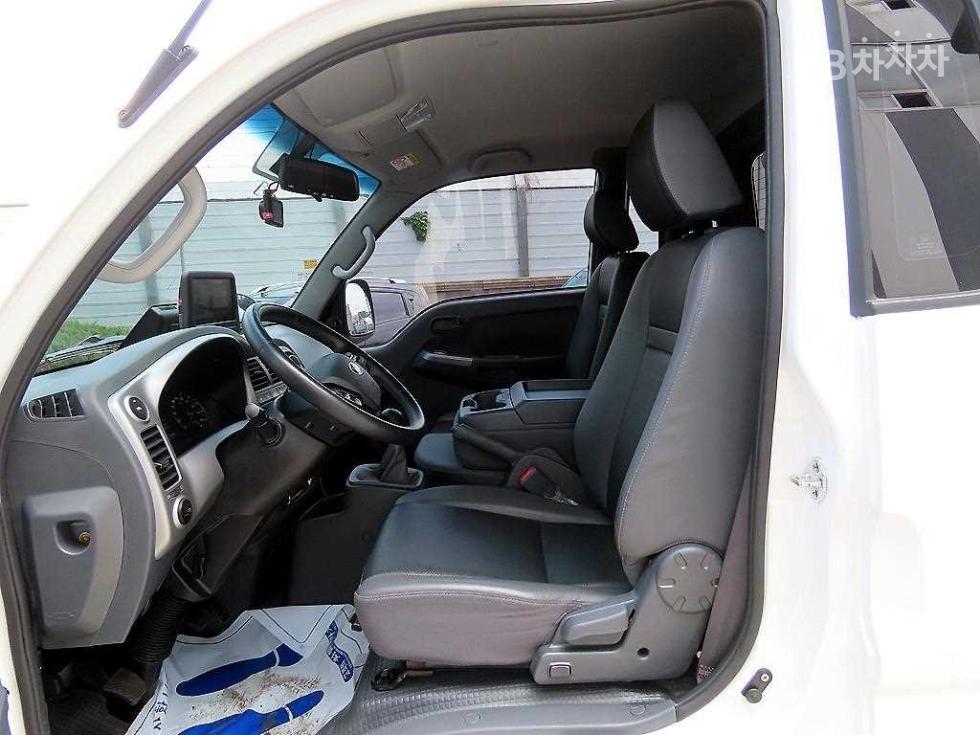 2022 - kia bongo iii