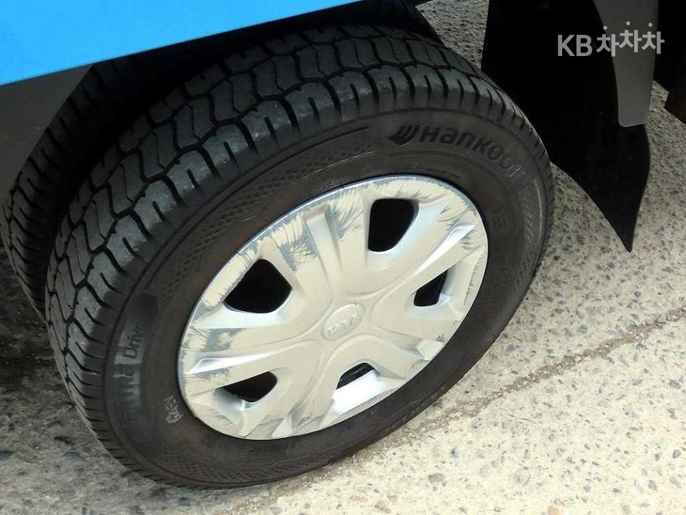 2022 - kia bongo iii