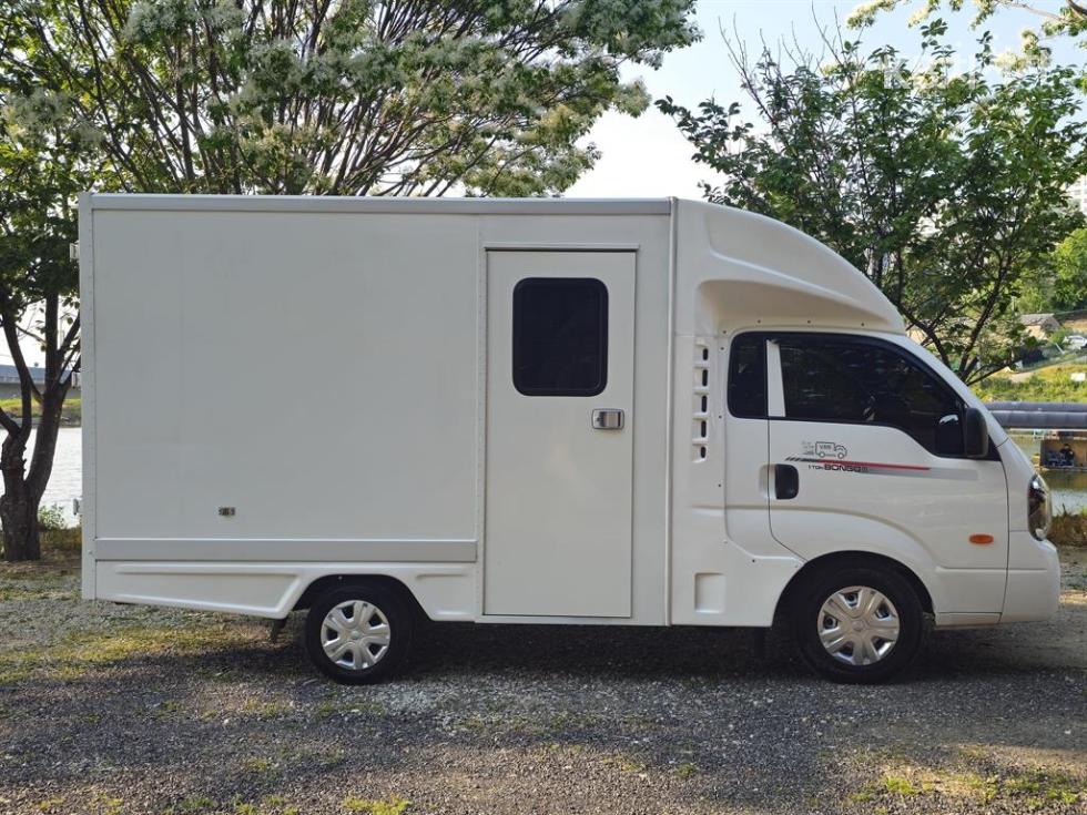 2024 - kia bongo iii
