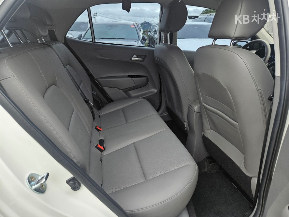 2021 - kia morning