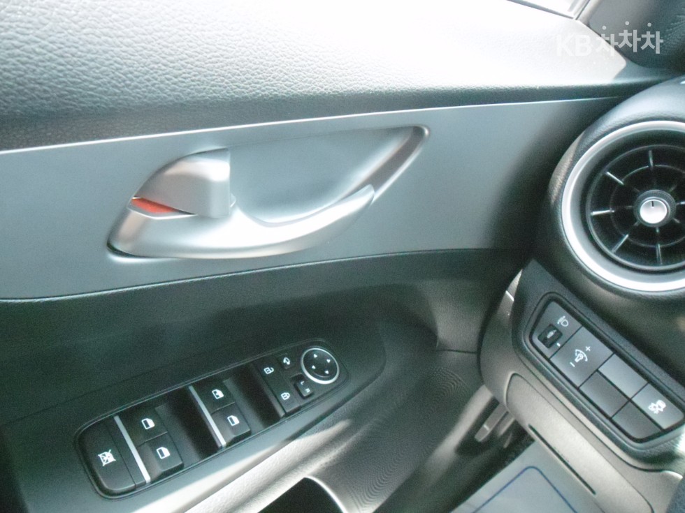 2024 - kia k3