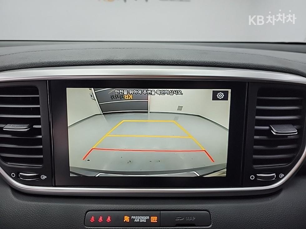 2021 - kia sportage