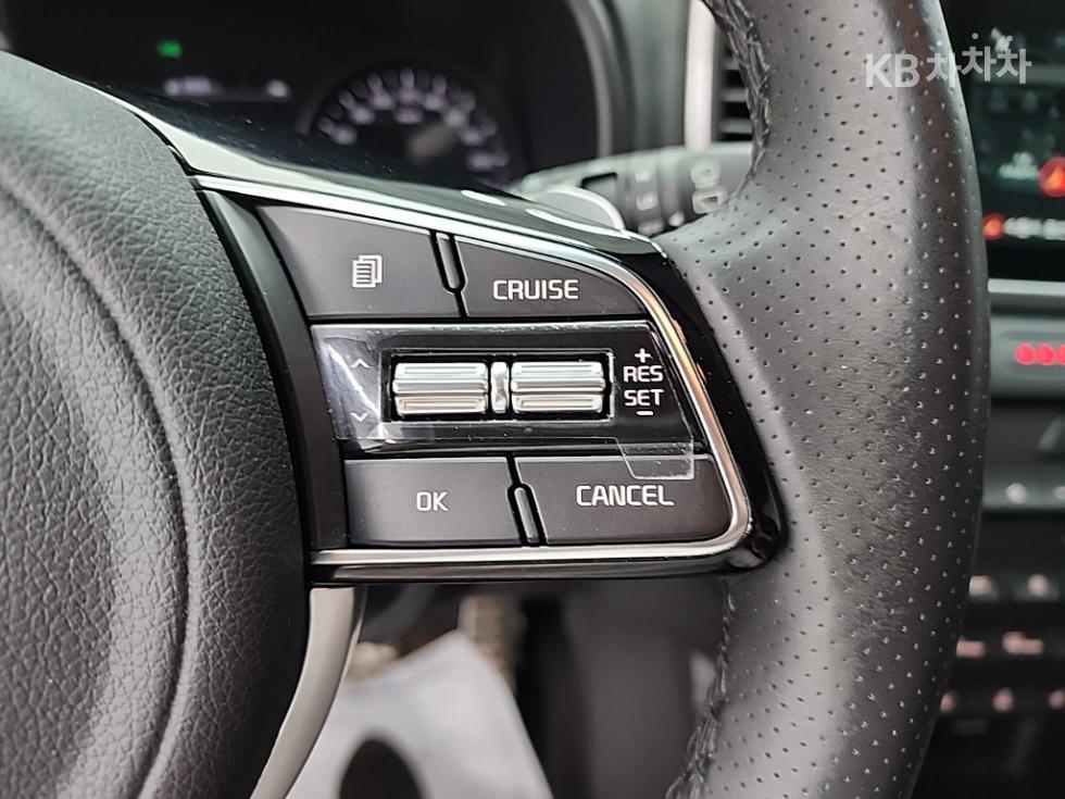 2021 - kia sportage
