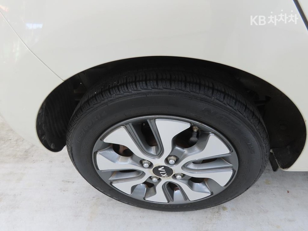 2016 - kia morning