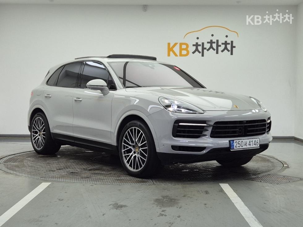 Porsche Cayenne — miniaturë 2