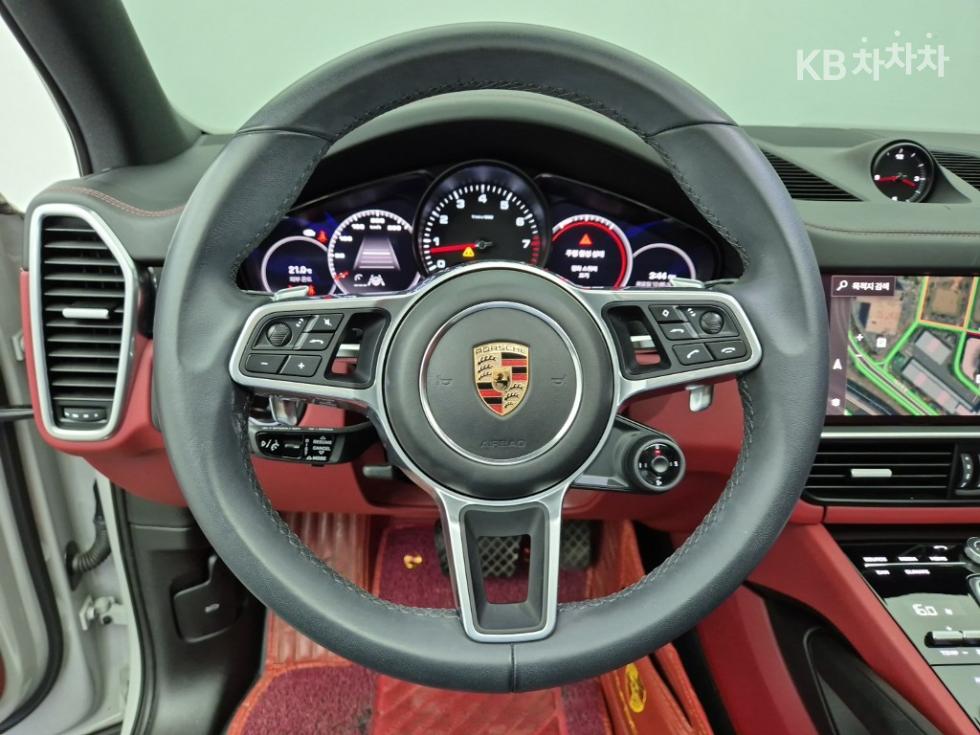 Porsche Cayenne — miniaturë 9