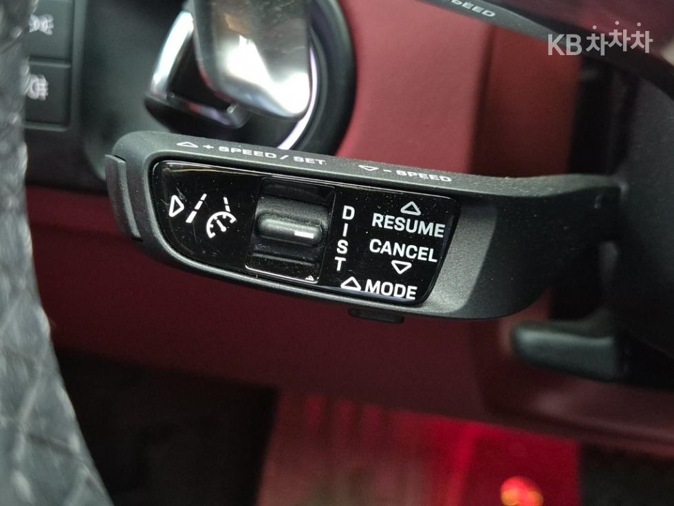 Porsche Cayenne — miniaturë 16