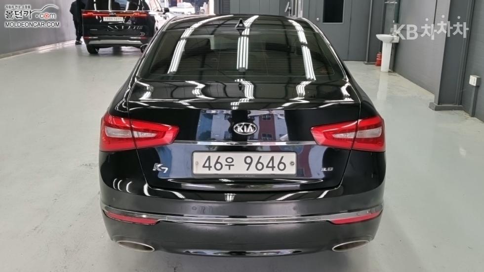 2013 - kia k7
