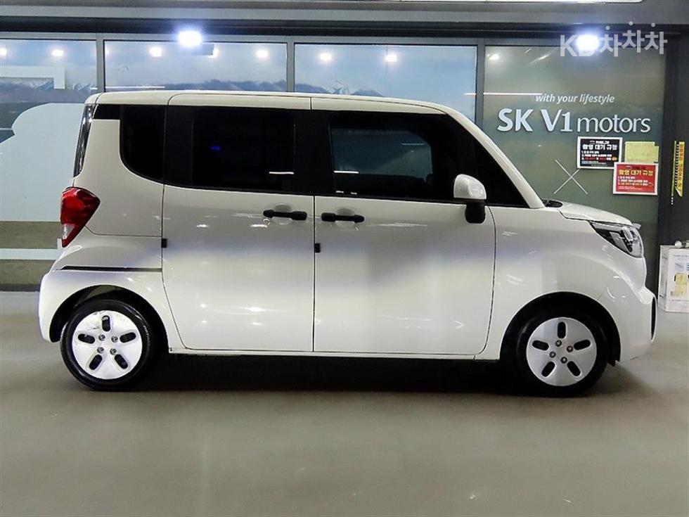 2022 - kia ray