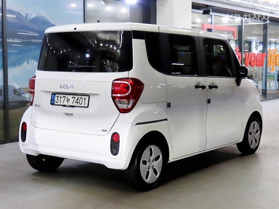 2022 - kia ray