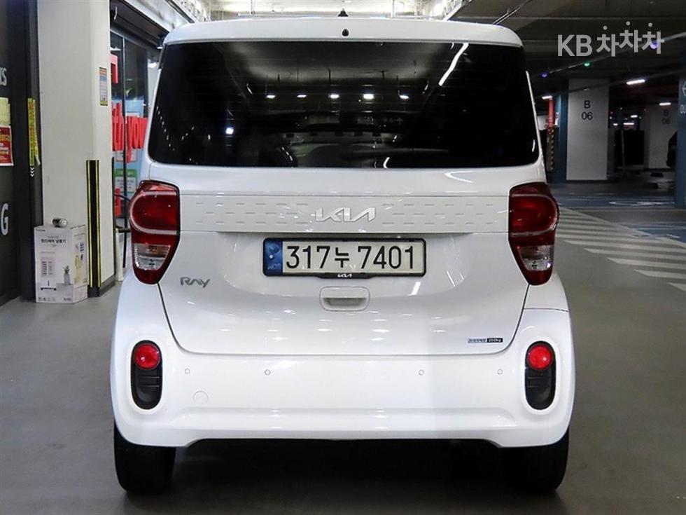 2022 - kia ray