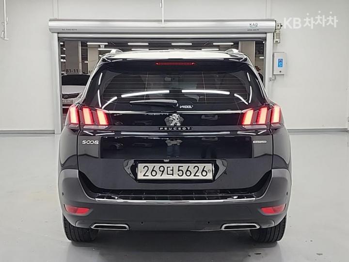 Peugeot 5008 1.5 Blue HDi GT Line 4
