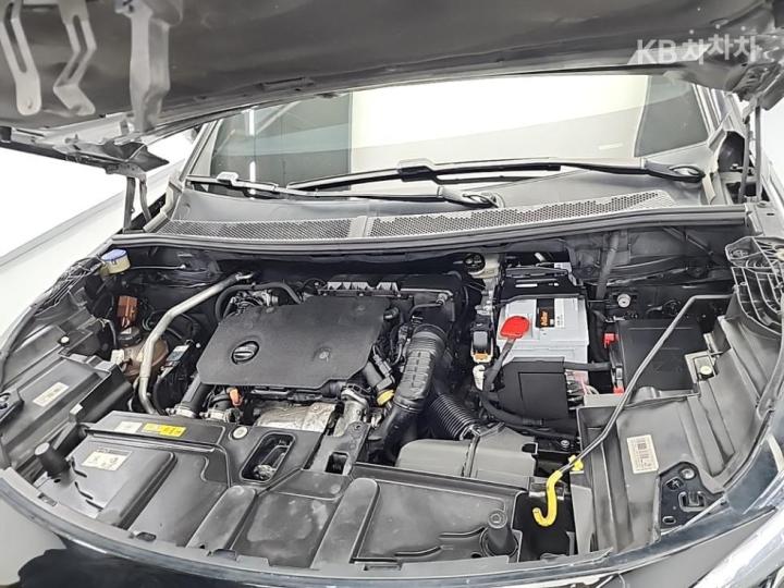 Peugeot 5008 1.5 Blue HDi GT Line 6