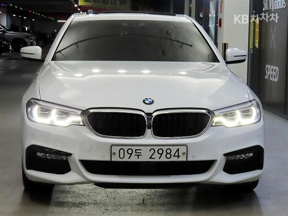 2018 BMW BMW 5 (G30) photo