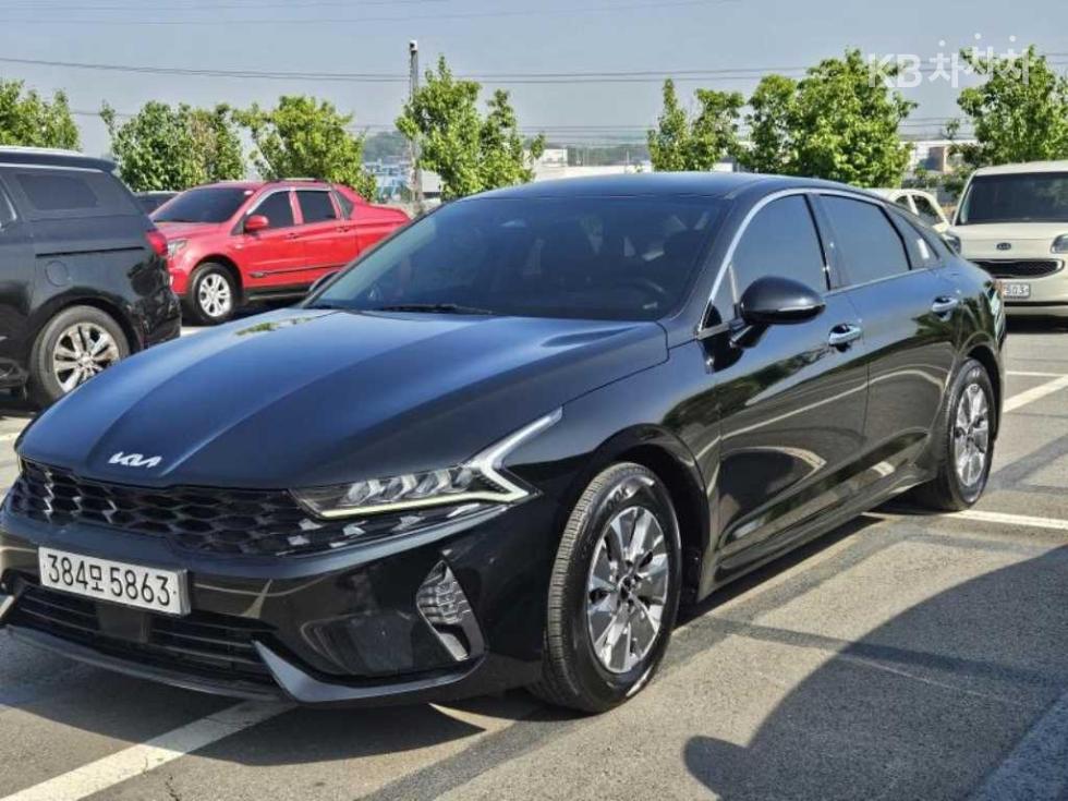 2023 - kia k5