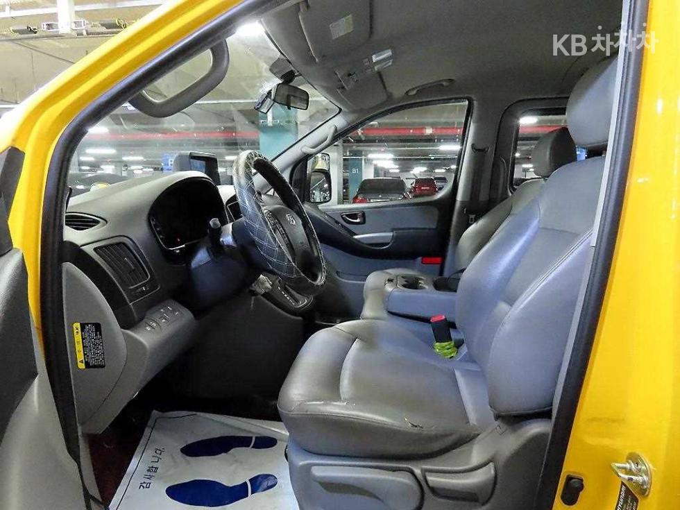 Hyundai Starex — miniaturë 6