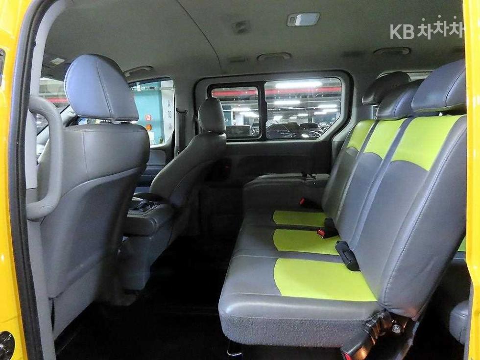 Hyundai Starex — miniaturë 7