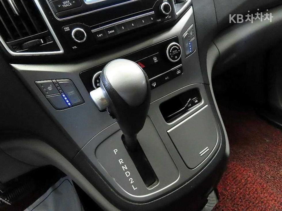 Hyundai Starex — miniaturë 13