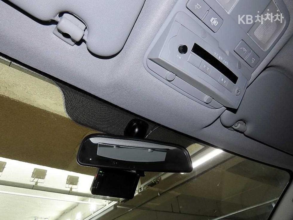 Hyundai Starex — miniaturë 14