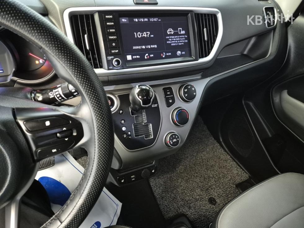 2022 - kia ray