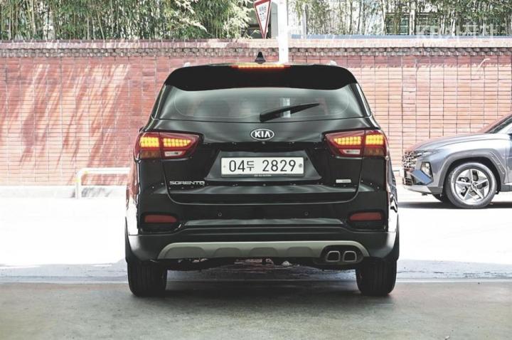 Kia Sorento 2.0 Diesel 2WD Noblesse 5
