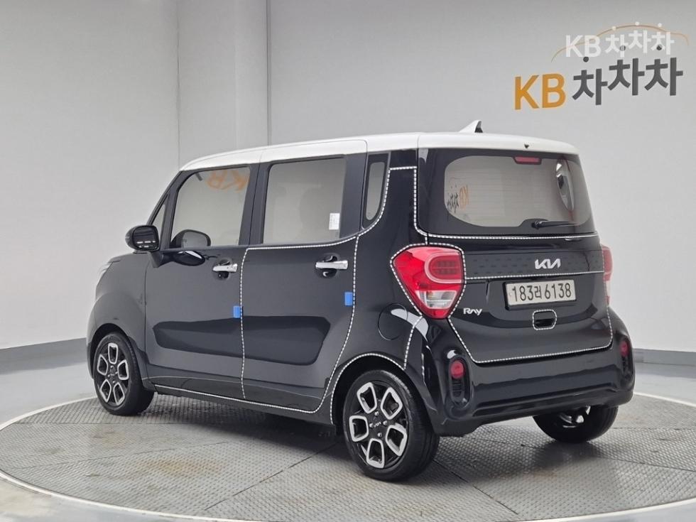 2022 - kia ray
