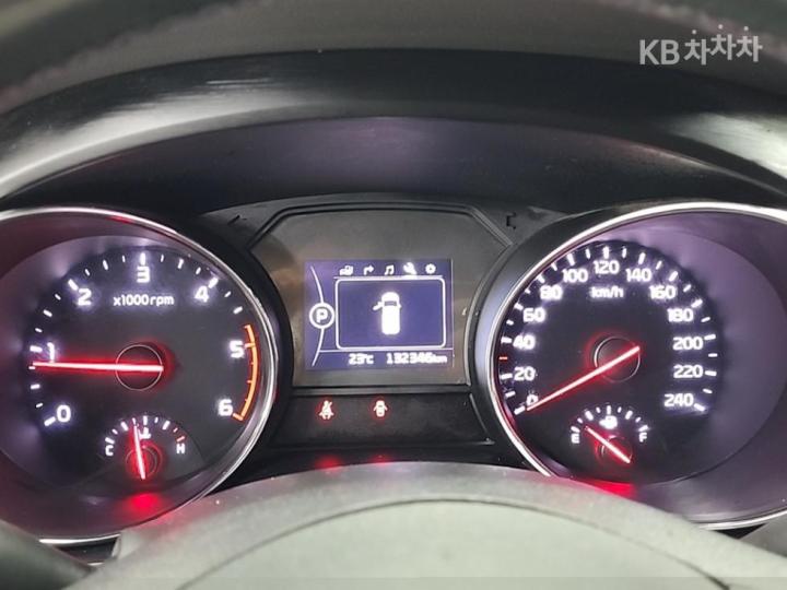Kia Carnival 2.2 Diesel Luxury 7