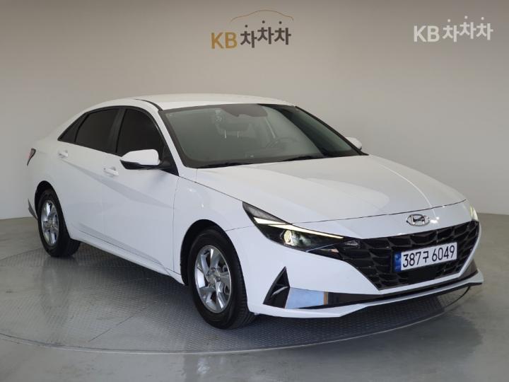 Hyundai Avante CN7 1.6 Gasoline Smart 9