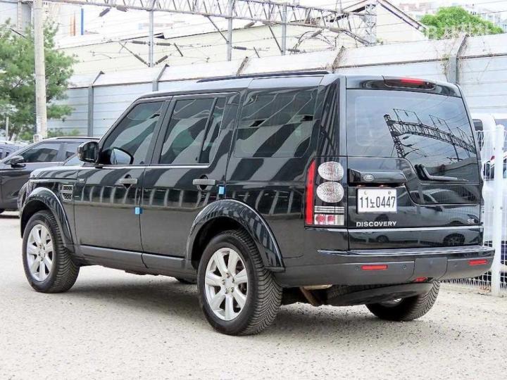 Land Rover Discovery 4 3.0 SDV6 SE 4
