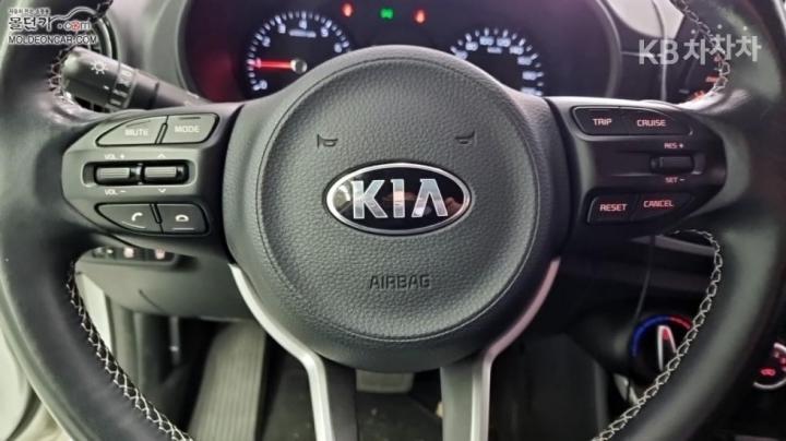 Kia Morning JA Luxury 10