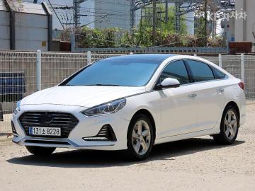 Hyundai Sonata 2.0 LPi 렌터카 — foto 1