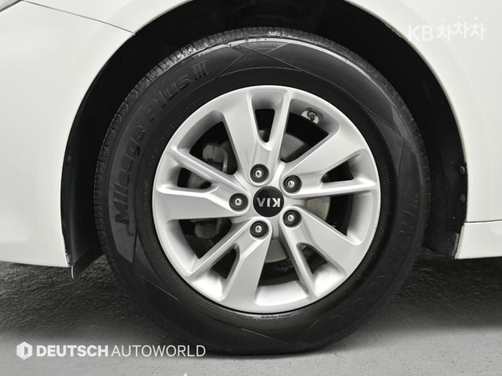 2017 - kia k5