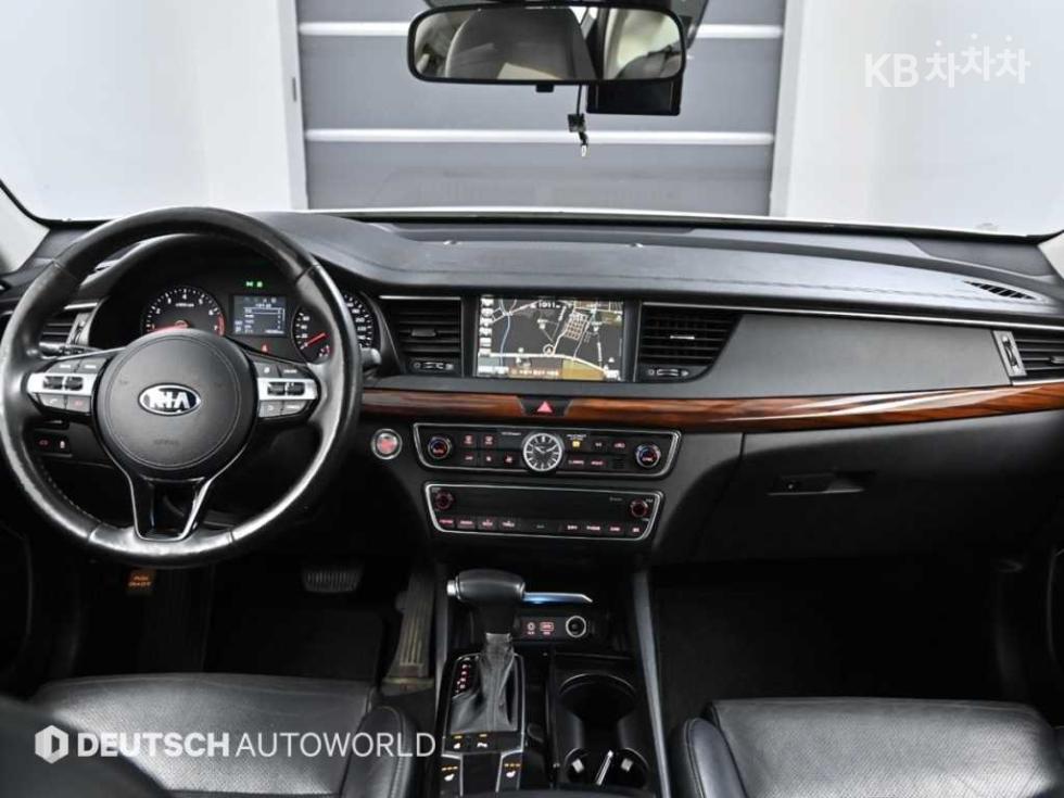 2017 - kia k7