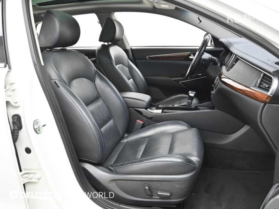 2017 - kia k7