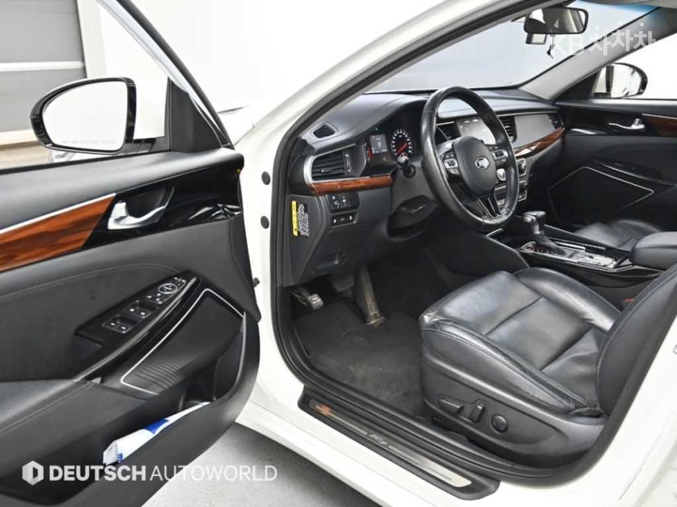 2017 - kia k7