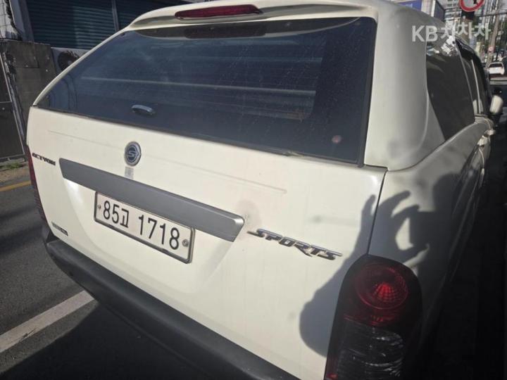 KG Mobility (Ssangyong) Actyon Sport AX5 PASSION 2WD 5