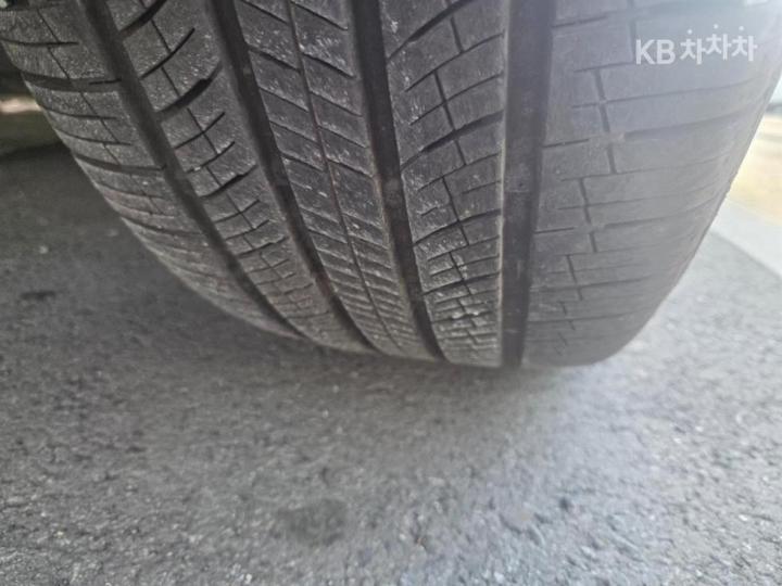 KG Mobility (Ssangyong) Actyon Sport AX5 PASSION 2WD 7