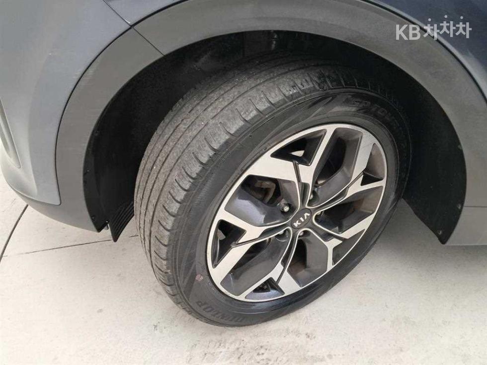 2020 - kia sportage