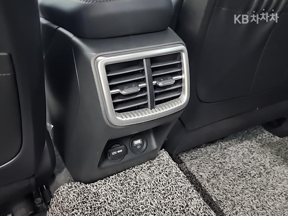 2023 - kia k5