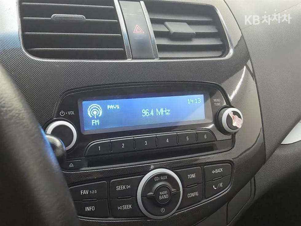 Chevrolet Spark — miniaturë 14