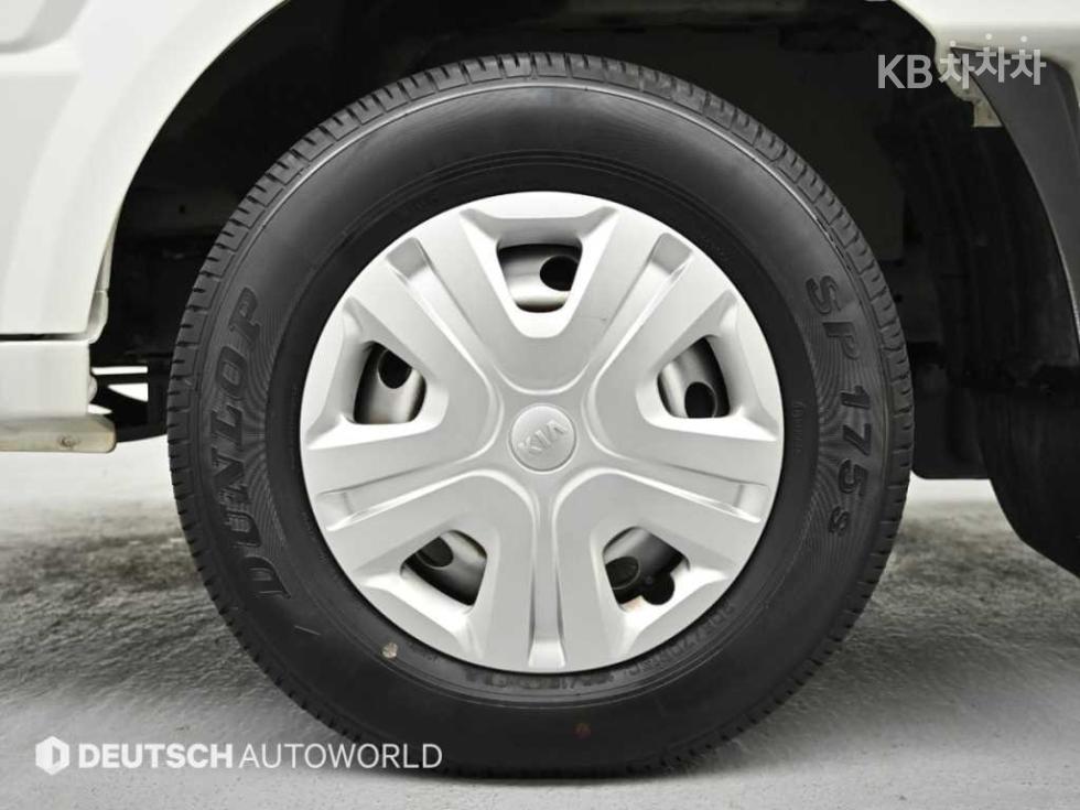 2018 - kia bongo iii