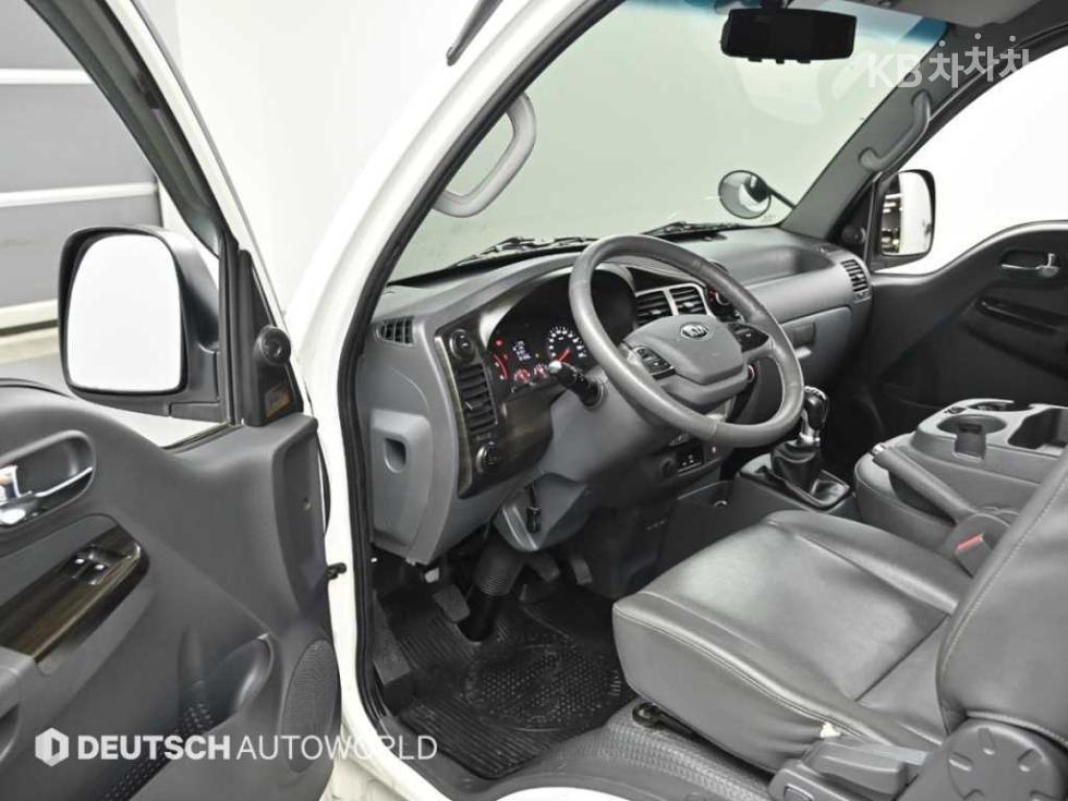 2018 - kia bongo iii